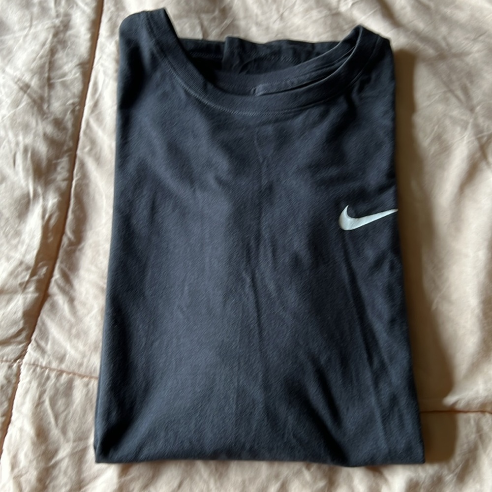 NWT gray the Nike tee short sleeve men’s tee XL